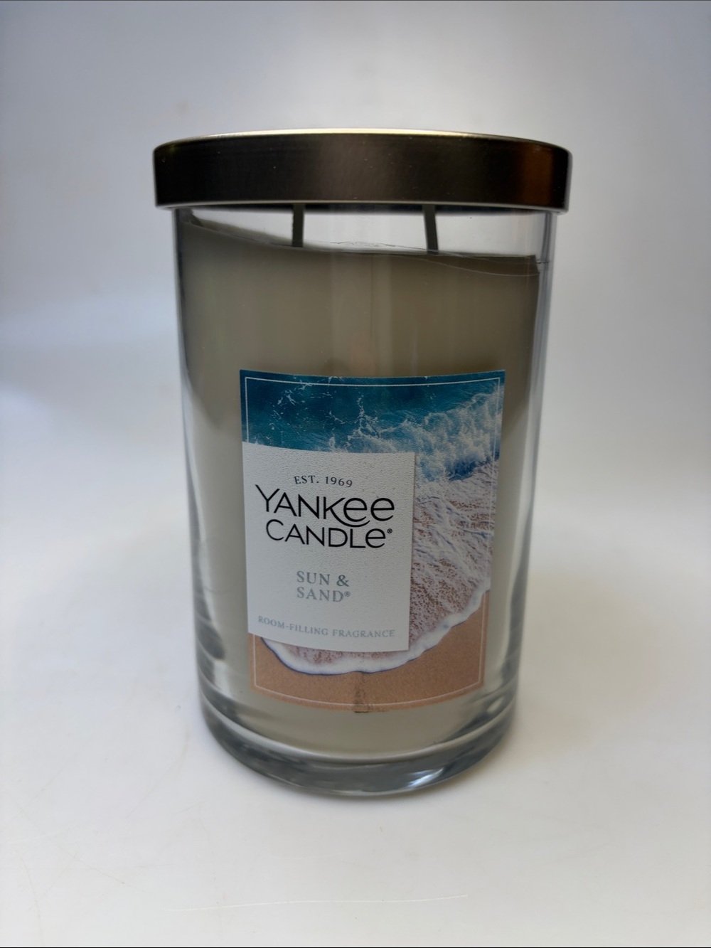 NEW Yankee candle sun and sand 20 oz candle